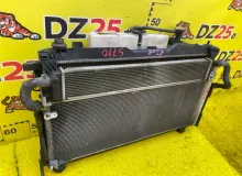 Радиатор основной TOYOTA VOXY 2014 1640037280 ZWR80G 2ZRFXE, передний