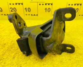 Подушка двигателя Isuzu