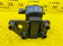 Подушка двигателя ISUZU BIGHORN 1998 8971888920 UBS73GW 4JX1, передняя правая