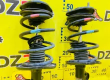 СТОЙКА ПАРА ЛЕВАЯ И ПРАВАЯ LEXUS CT200H 2011 4851079105 ZWA10 2ZRFXE, передняя
