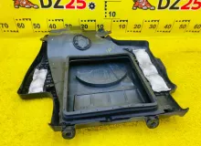 Пластиковая крышка на двс MAZDA CX-7 2006 L33E1356ZD ER3P L3VDT, передняя
