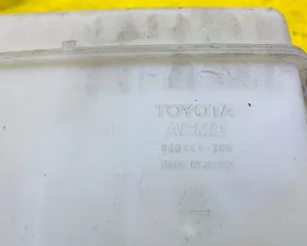 Бачок стеклоомывателя Toyota