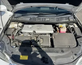 Пластиковая крышка на двс TOYOTA