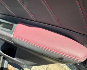 Обшивка дверей Subaru