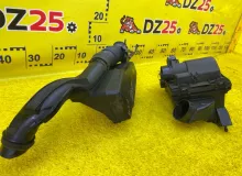 Корпус воздушного фильтра LEXUS CT200H 2011 1770037292 ZWA10 2ZRFXE, передний