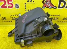 Корпус воздушного фильтра LEXUS CT200H 2011 1770037292 ZWA10 2ZRFXE, передний