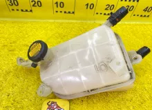 Бачок расширительный LEXUS CT200H 2011 1648028080 ZWA10 2ZRFXE, передний