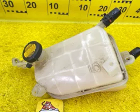 Бачок расширительный Toyota