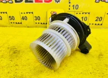 Мотор печки TOYOTA NOAH 2014 8710328130 ZWR80G 2ZRFXE, передний