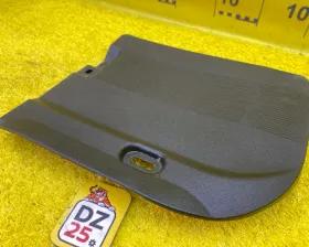 Пластиковая крышка на двс Toyota