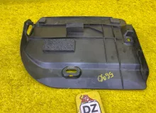 Пластиковая крышка на двс LEXUS CT200H 2012 G914076010 ZWA10 2ZRFXE, передняя