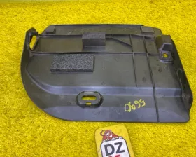 Пластиковая крышка на двс Toyota