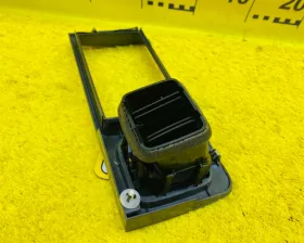 Консоль магнитофона Toyota
