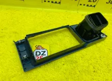 Консоль магнитофона TOYOTA LAND CRUISER PRADO 1994 5541360010B0 KZJ78W 1KZTE, передний