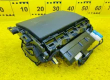 Монитор LEXUS CT200H 2013 8611176020 ZWA10 2ZRFXE, передний