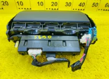 Монитор LEXUS CT200H 2012 8611176020 ZWA10 2ZRFXE, передний