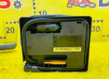 Компрессор подкачки колес TOYOTA ESQUIRE 2014 4489052021 ZWR80G 2ZRFXE, задний