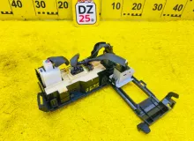 Кнопка включения подогрева сидений LEXUS CT200H 2012 8497076040 ZWA10 2ZRFXE, передняя