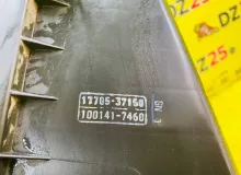Корпус воздушного фильтра TOYOTA ISIS 2011 1770037270 ZGM15W 2ZRFAE, передний
