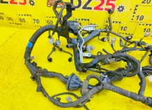 Коса двс TOYOTA ISIS 2011 8212144720 ZGM15W 2ZRFAE, передняя