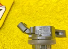 Катушка зажигания TOYOTA ISIS 2011 9091902258 ZGM15W 2ZRFAE, передняя