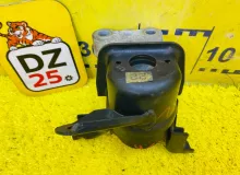Подушка двигателя TOYOTA ISIS 2011 1230537230 ZGM15W 2ZRFAE, передняя правая