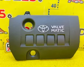 Пластиковая крышка на двс Toyota