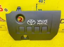 Пластиковая крышка на двс TOYOTA ISIS 2011 1121237030 ZGM15W 2ZRFAE, передняя