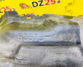 Подкрылок Toyota