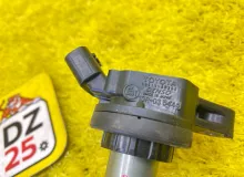 Катушка зажигания TOYOTA ISIS 2011 9091902258 ZGM15W 2ZRFAE, передняя