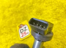 Катушка зажигания TOYOTA ISIS 2011 9091902258 ZGM15W 2ZRFAE, передняя