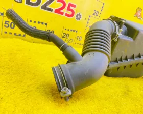 Корпус воздушного фильтра Toyota