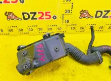 Корпус воздушного фильтра TOYOTA ISIS 2011 1770037270 ZGM15W 2ZRFAE, передний