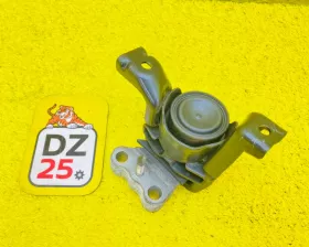 Подушка двигателя Toyota