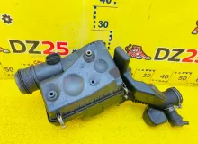 Корпус воздушного фильтра TOYOTA LAND CRUISER PRADO 2002 1770062140 VZJ120W 5VZFE, передний