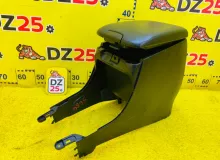Бардачок между сиденьями TOYOTA LAND CRUISER PRADO 2002 5891060020C0 VZJ120W 5VZFE, передний