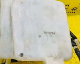 Бачок стеклоомывателя Toyota