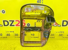 Консоль магнитофона MITSUBISHI DELICA 2004 8002A229HA PD6W 6G72, передний