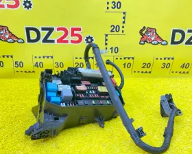 Блок предохранителей Toyota