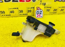 Бачок расширительный LEXUS CT200H 2011 1648028080 ZWA10 2ZRFXE, передний