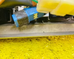 Консоль магнитофона Toyota