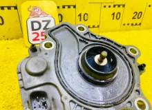 Помпа LEXUS CT200H 2011 161A039015 ZWA10 2ZRFXE, передняя