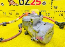Компрессор кондиционера LEXUS CT200H 2011 8837047050 ZWA10 2ZRFXE, передний