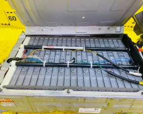 Высоковольтная батарея Toyota