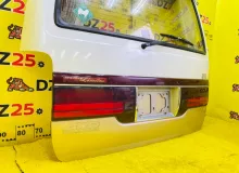 Дверь 5я TOYOTA HIACE 1994 670052F200 KZH106W 1KZTE, задняя