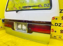 Дверь 5я TOYOTA HIACE 1996 6700526151 KZH106G 1KZTE, задняя