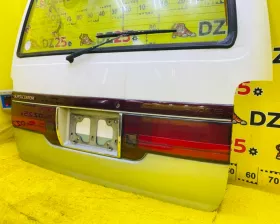 Дверь 5я Toyota