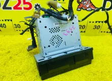 Магнитофон TOYOTA NOAH 2014 0854500W11 ZWR80G 2ZRFXE, передний