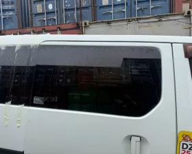 Дверь боковая Nissan