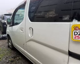 Дверь боковая Nissan